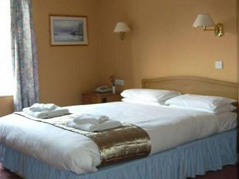 Wensum Lodge Hotel Fakenham Buitenkant foto