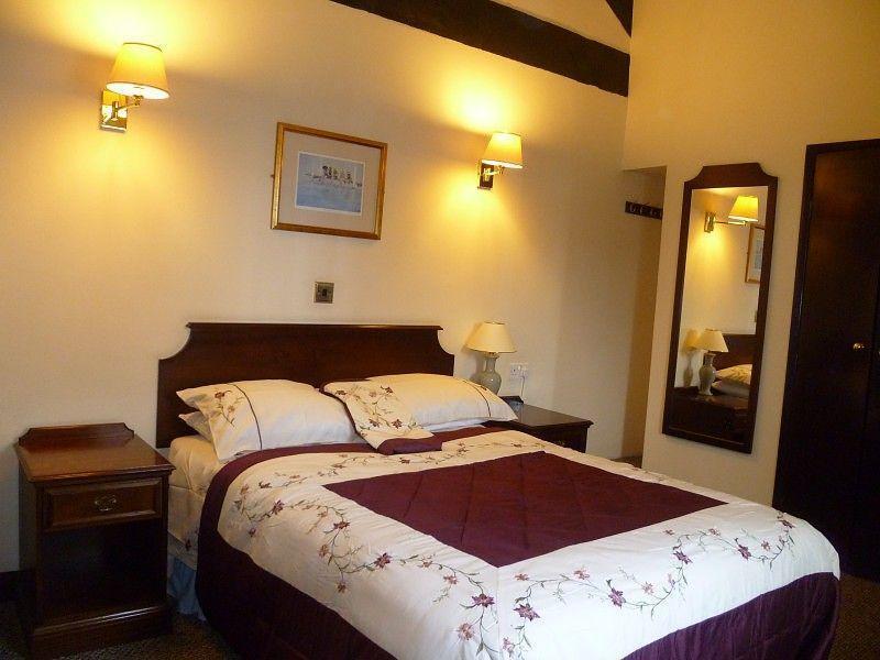 Wensum Lodge Hotel Fakenham Buitenkant foto